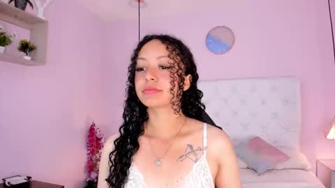 Vivi online show from 01-06-26, 03:54