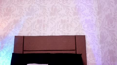 Vivi online show from 06-28-26, 05:02