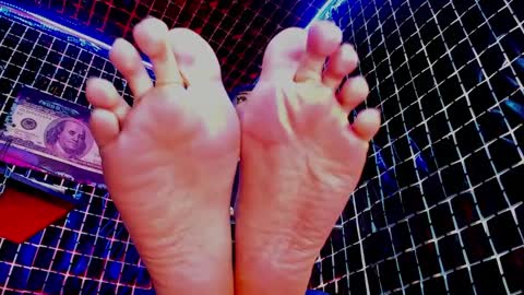 Snapshot of vivi_honey_ chatting on 03-11-25, 02:40 IGkarol navarret3 online show from 03-11-25, 02:40