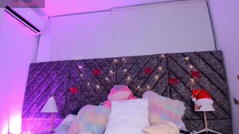 Viviana  online show from 12-03-25, 01:46