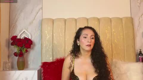 Snapshot of vivi_ruby chatting on 07-10-26, 07:16 VIVIANA DOMINGUEZ online show from 07-10-26, 07:16