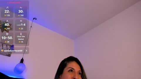 Snapshot of vivi_stars chatting on 06-08-26, 02:34 vivi_stars online show from 06-08-26, 02:34