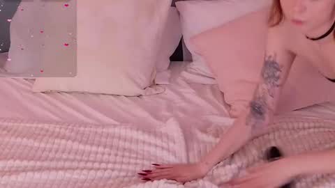 Snapshot of vivi_west chatting on 03-28-26, 05:23 vivi_west online show from 03-28-26, 05:23