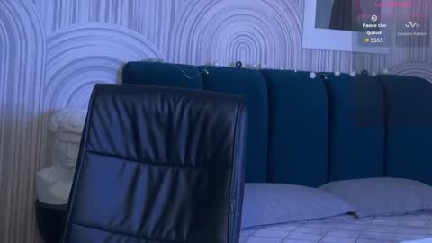 Vivian Evans online show from 11-12-25, 01:06