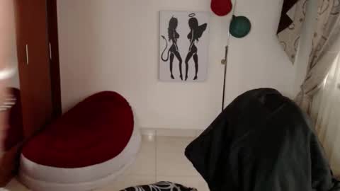 vivian_milf_paint online show from 11-14-25, 02:38