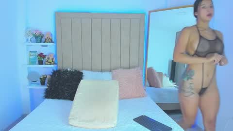 Vivian Monroe online show from 01-30-25, 08:10