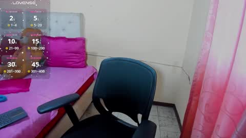 instagram Viviana73215 online show from 12-23-24, 02:17