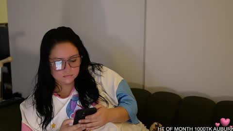 Snapshot of vivianaortega chatting on 02-06-25, 02:33 Vivi online show from 02-06-25, 02:33