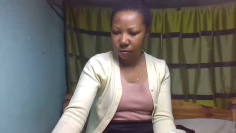 Snapshot of viviane0812 chatting on 09-14-25, 02:16 viviane0812 online show from 09-14-25, 02:16