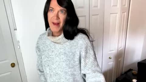 Vivlove online show from 02-02-25, 06:42