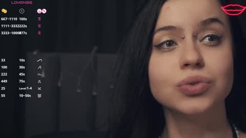 Nelly and Mari online show from 01-29-25, 01:17