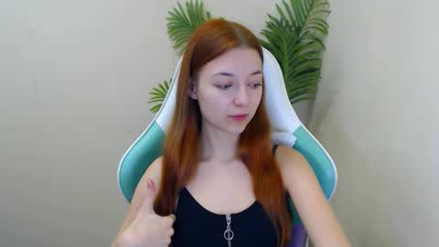 Vivien online show from 01-06-25, 06:31