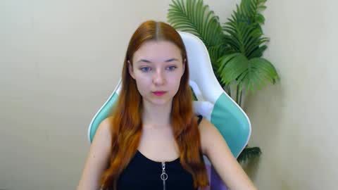 Vivien online show from 01-14-25, 11:31