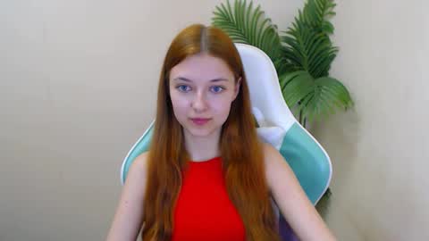 Vivien online show from 03-08-25, 01:06