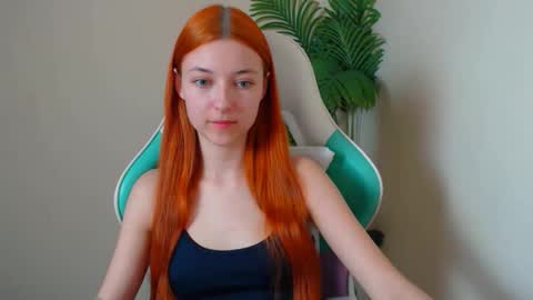 Vivien online show from 05-06-26, 06:46