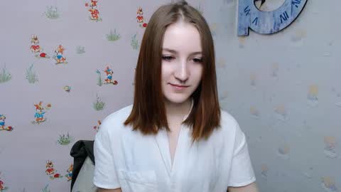 vivienalles_ online show from 12-02-24, 07:58