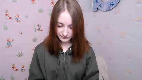 vivienalles_ online show from 12-03-24, 01:21