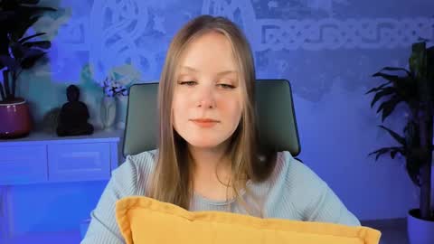 Vivien online show from 03-01-25, 03:16