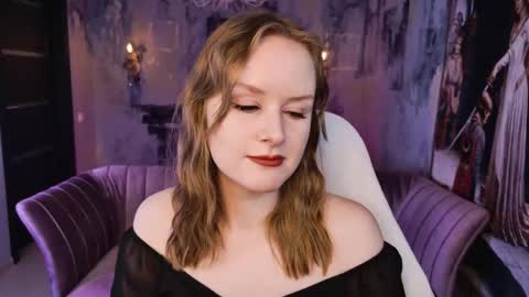 Snapshot of vivienleeigh chatting on 05-31-26, 05:37 Vivien online show from 05-31-26, 05:37
