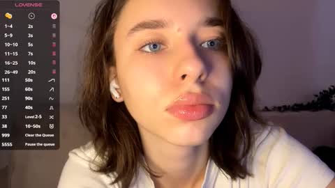 Vivi online show from 01-08-26, 10:06