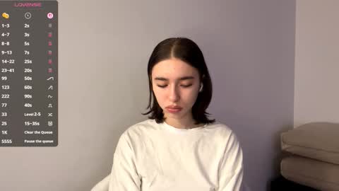 Vivi online show from 01-13-26, 07:13