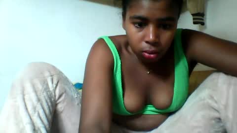 Vivienneh online show from 07-24-26, 02:53