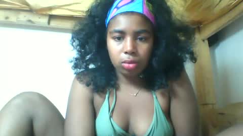 Vivienneh online show from 07-26-26, 07:04