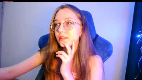 vivivivikkie online show from 03-23-26, 09:30