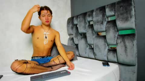 vix_hot online show from 05-06-26, 07:30