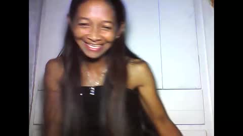 Snapshot of vixen_lina chatting on 05-22-26, 06:46 vixen_lina online show from 05-22-26, 06:46