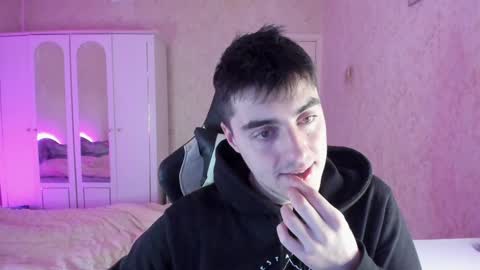 Martin online show from 12-20-24, 03:42