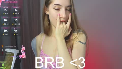 Snapshot of vlad1zy chatting on 01-13-25, 08:26 Vlada online show from 01-13-25, 08:26