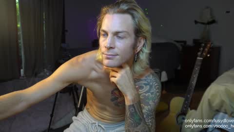 Voodoo and Lucy online show from 10-02-25, 02:29