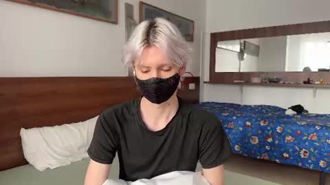 Snapshot of vornyx chatting on 06-19-26, 05:34 vornyx online show from 06-19-26, 05:34