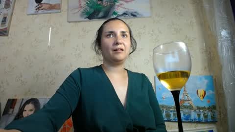Snapshot of voulezvous_angel chatting on 06-05-26, 06:24 voulezvous_angel online show from 06-05-26, 06:24