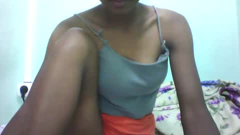 vounialdy online show from 01-24-25, 08:00