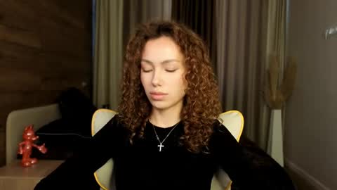 Lily online show from 08-01-26, 05:29