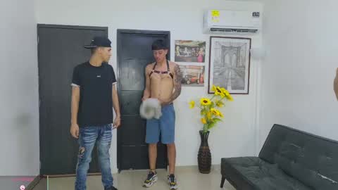 voyeurism_guys online show from 05-31-26, 10:11