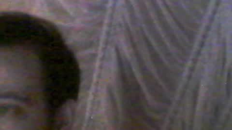 Snapshot of vredesbyrd5 chatting on 01-04-25, 03:40 VRED online show from 01-04-25, 03:40