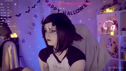 Snapshot of vronnier chatting on 11-01-25, 05:15 vronnier online show from 11-01-25, 05:15