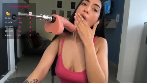 Snapshot of vsantini_ chatting on 03-06-25, 04:17 vsantini_ online show from 03-06-25, 04:17