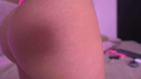 Snapshot of vvioleta_ chatting on 07-07-26, 07:23 Violeta online show from 07-07-26, 07:23