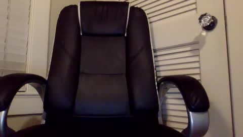 Snapshot of w988358 chatting on 02-09-25, 12:17 w111111 online show from 02-09-25, 12:17