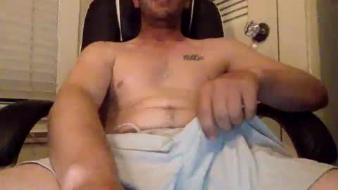 Snapshot of w988358 chatting on 02-12-25, 10:37 w111111 online show from 02-12-25, 10:37