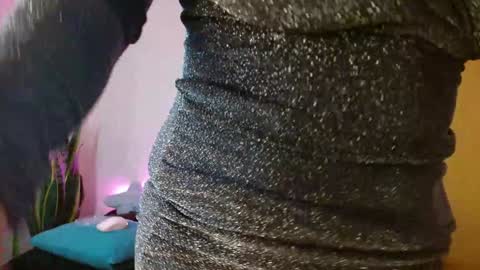 Snapshot of w_kittycat chatting on 01-30-25, 05:49 kitty SUPORT ME AND MY BABY SINGLE MOMY online show from 01-30-25, 05:49