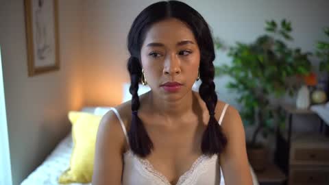 Jen online show from 09-10-25, 05:02