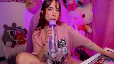 AIKA  online show from 10-25-25, 08:58