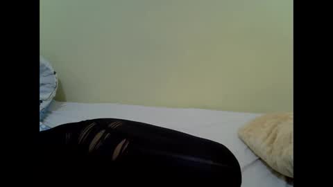 candy online show from 06-08-26, 04:57