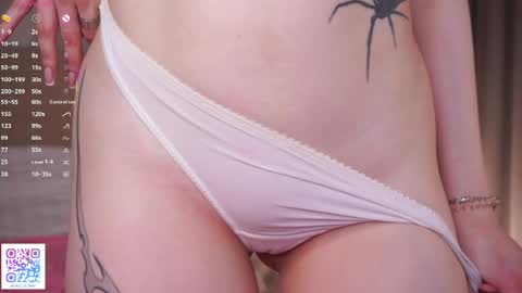 Snapshot of waki_fuckie chatting on 04-27-26, 01:58 Lina online show from 04-27-26, 01:58