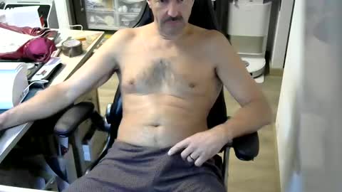 Waldo online show from 11-12-25, 08:19